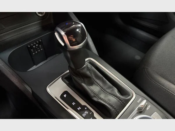 Audi Q2 (2023) — foto 15 van 23