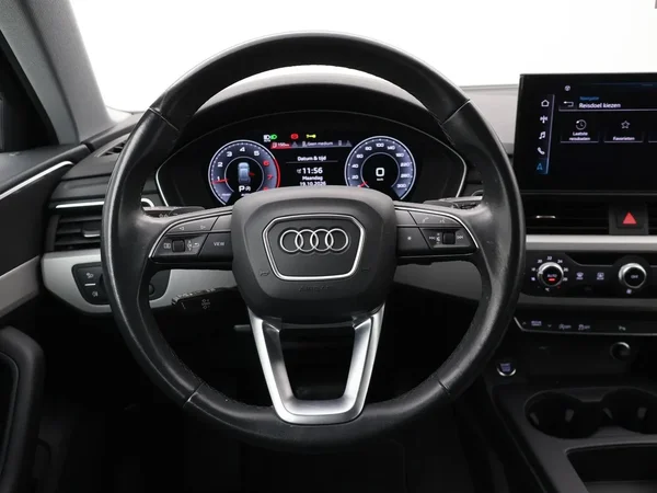 Audi A4 (2022) — foto 7 van 31