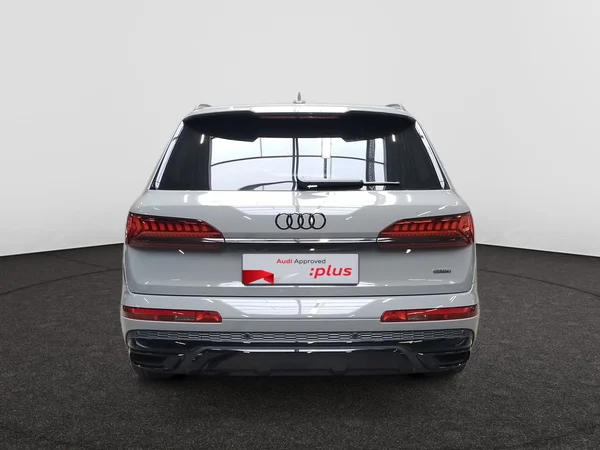 AUDI Q7 (2021) — foto 14 van 15