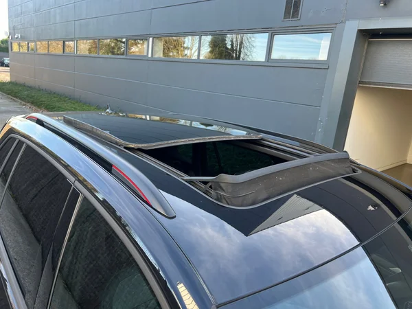 VOLKSWAGEN Tiguan (2023) — foto 21 van 24