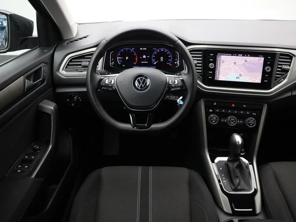 VOLKSWAGEN T-Roc (2021) — foto 5 van 20
