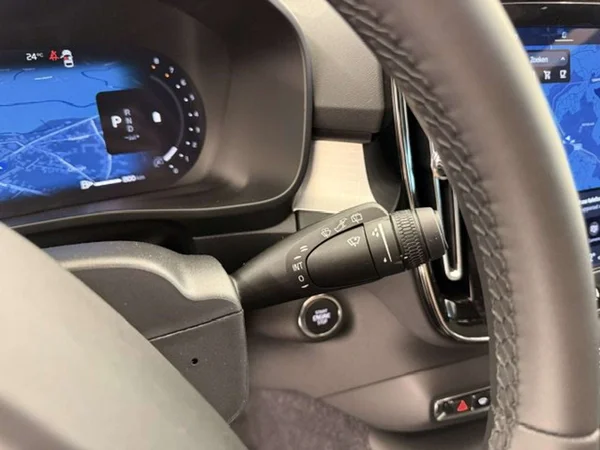 Volvo XC40 — foto 13 van 22