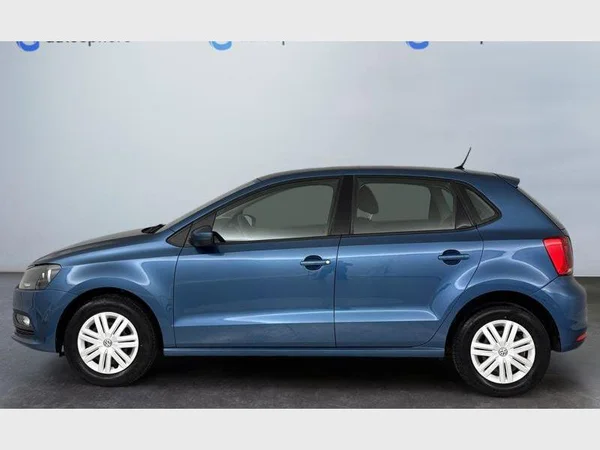 Volkswagen Polo (2017) — foto 21 van 26