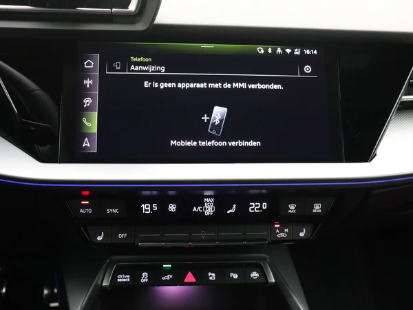 AUDI A3 Sportback PHEV (2025) — foto 16 van 16