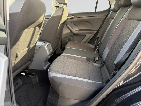 VOLKSWAGEN T-Cross (2021) — foto 9 van 11