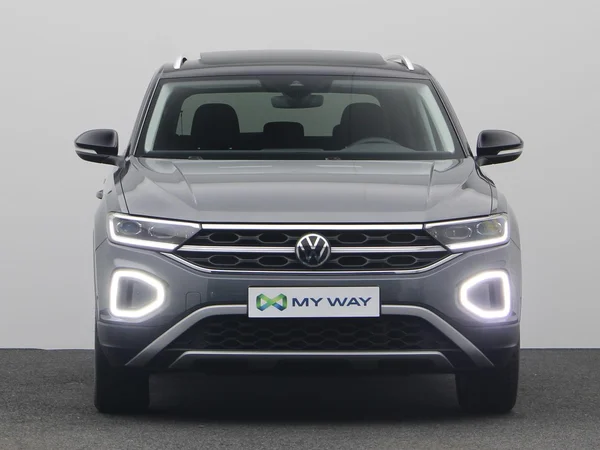 VOLKSWAGEN T-Roc (2022) — foto 18 van 22