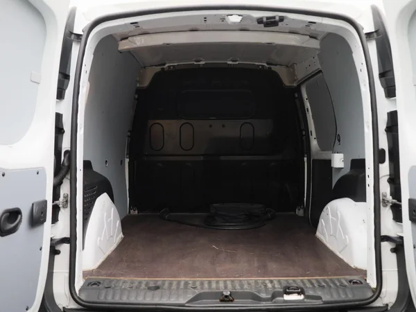 Renault Kangoo Z.E. (2020) — foto 7 van 42