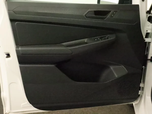 VOLKSWAGEN Caddy Maxi Cargo (2025) — foto 7 van 18