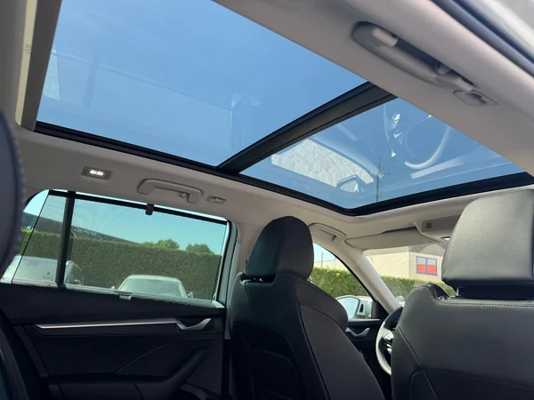 SKODA Octavia Combi (2025) — foto 13 van 24
