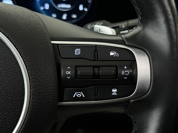 KIA Sportage (2023) — foto 9 van 31