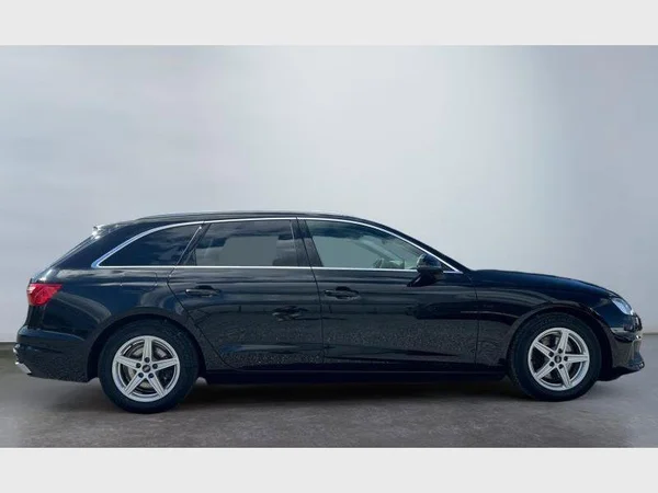 Audi A4 Avant (2022) — foto 26 van 29