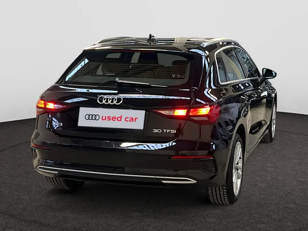 AUDI A3 Sportback (2024) — foto 12 van 20