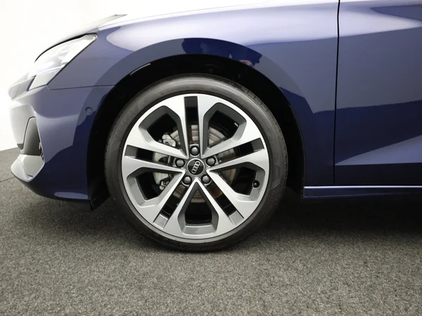 AUDI A3 Sportback (2024) — foto 7 van 23