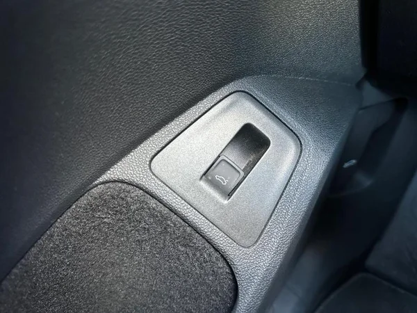 VOLKSWAGEN Tiguan Dsl (2023) — foto 24 van 35