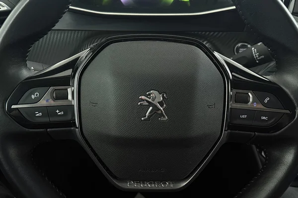 Peugeot 2008 (2020) — foto 5 van 34