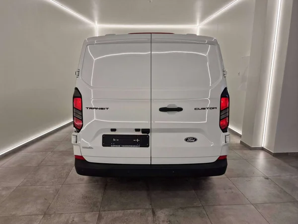 Ford Transit Custom (2026) — foto 10 van 16