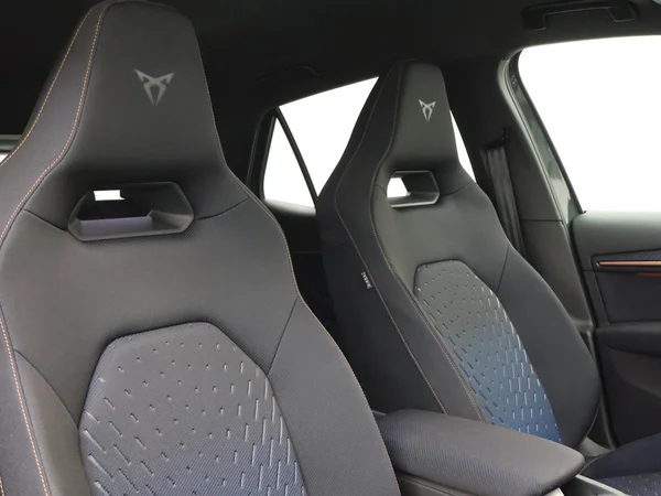 CUPRA Born (2026) — foto 14 van 23