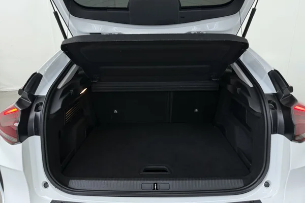 Citroen C4 (2024) — foto 14 van 18