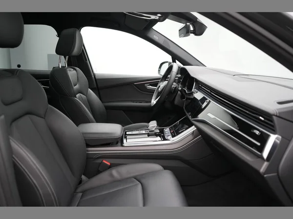 AUDI Q7 e-hybrid (PHEV) (2024) — foto 17 van 37