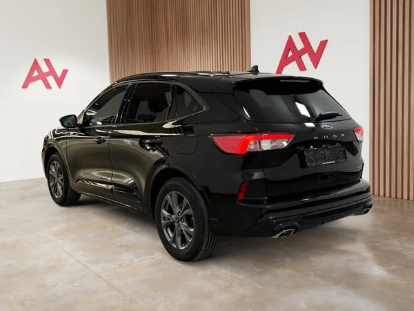 Ford Kuga (2022) — foto 29 van 29