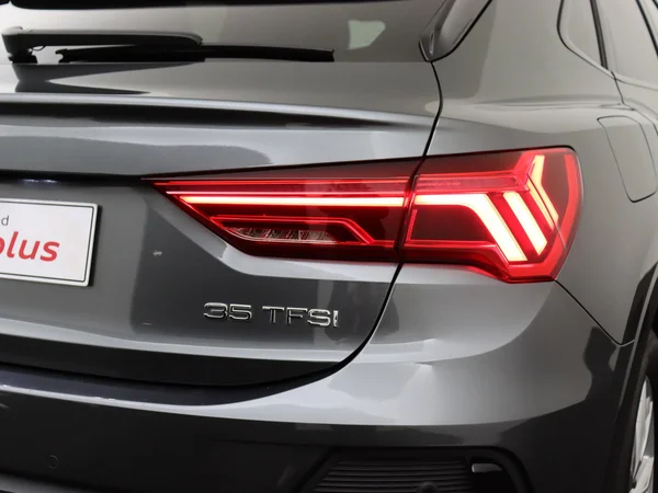 AUDI Q3 Sportback (2025) — foto 7 van 19