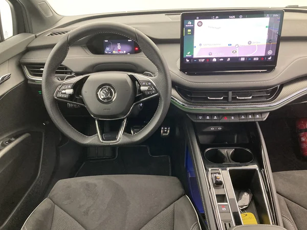 SKODA Enyaq (2022) — foto 34 van 35