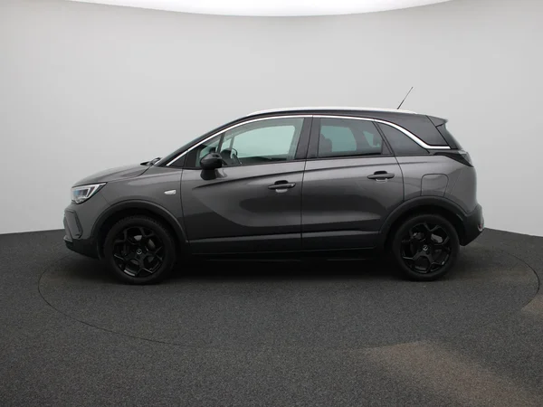 Opel Crossland (2022) — foto 30 van 35