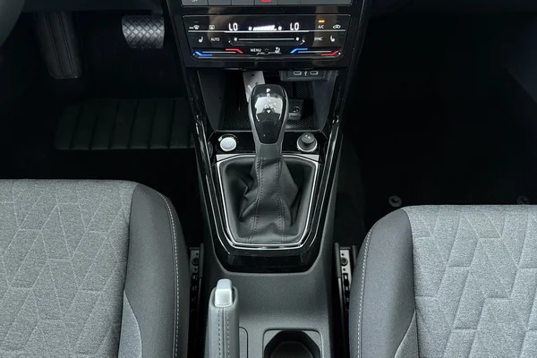 Volkswagen T-Cross (2026) — foto 3 van 16