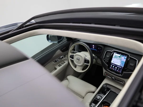 Volvo XC90 (2022) — foto 36 van 49
