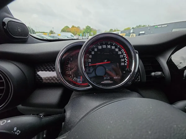 MINI Mini (F56) (2021) — foto 6 van 24