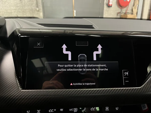 AUDI E-tron GT (2023) — foto 13 van 23