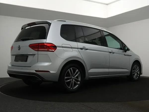 Volkswagen Touran (2022) — foto 28 van 29