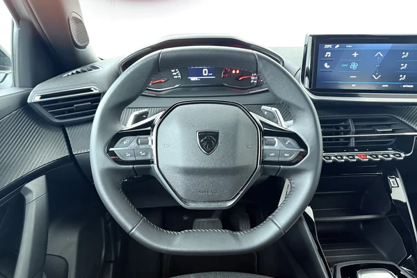 Peugeot 2008 (2025) — foto 2 van 17