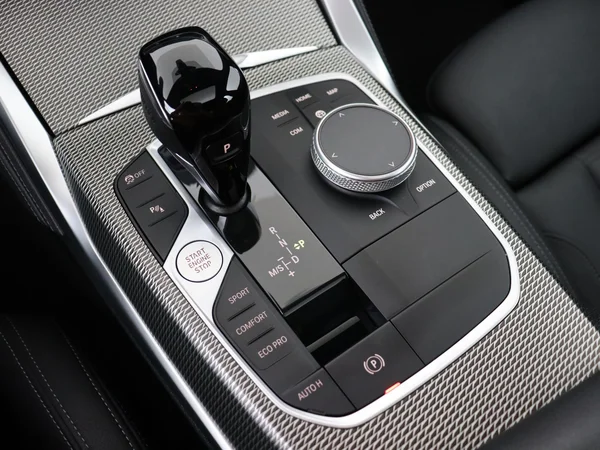 BMW 440 (2022) — foto 4 van 31