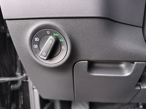 SKODA Karoq (2022) — foto 15 van 27