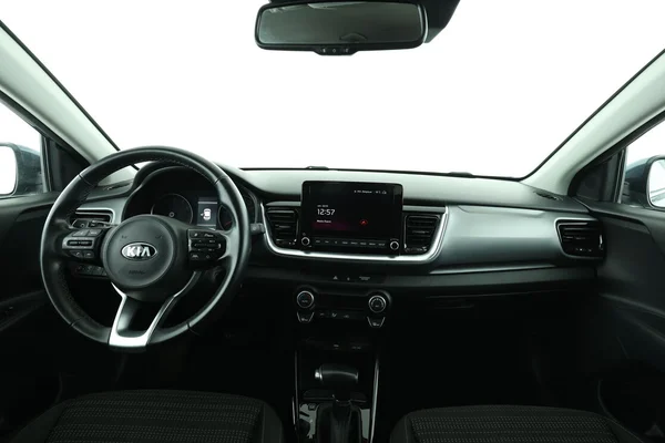 Kia Stonic (2021) — foto 3 van 16