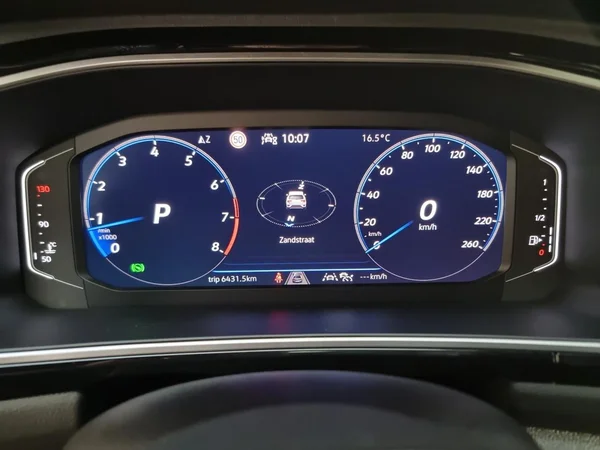 VOLKSWAGEN T-Roc (2025) — foto 7 van 23