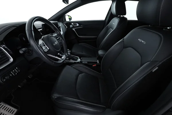 Kia cee'd (2023) — foto 16 van 16