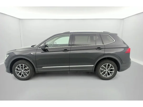 VOLKSWAGEN Tiguan Allspace (2021) — foto 35 van 36
