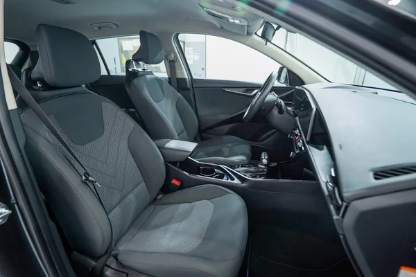Kia Niro HEV (2025) — foto 6 van 44
