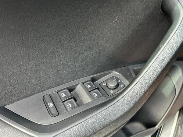 SKODA Karoq (2020) — foto 22 van 34