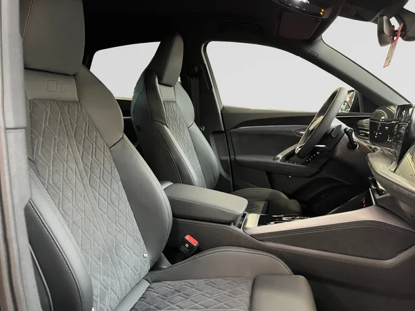 AUDI Q5 Sportback (2025) — foto 19 van 19