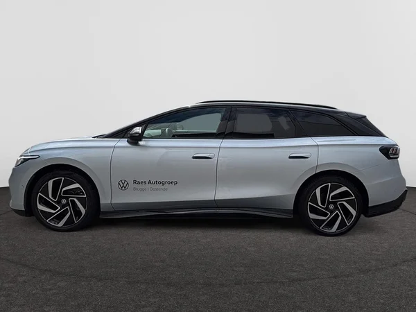 VOLKSWAGEN ID.7 Tourer (2025) — foto 12 van 25