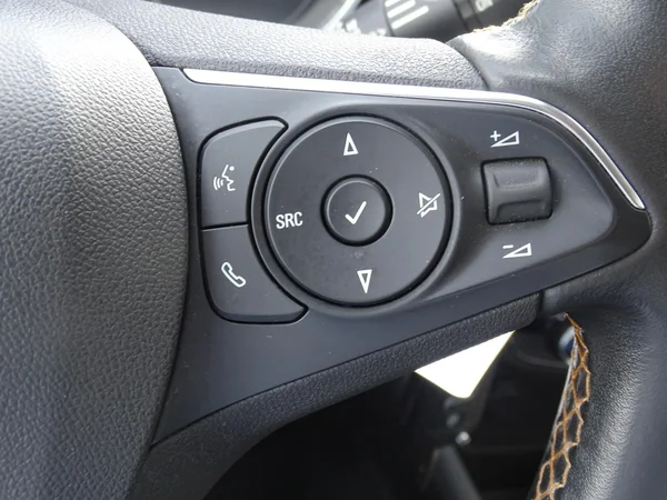 Opel Crossland X (2020) — foto 10 van 20