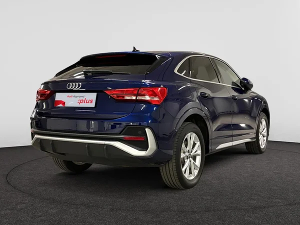 AUDI Q3 Sportback PHEV (2021) — foto 11 van 15