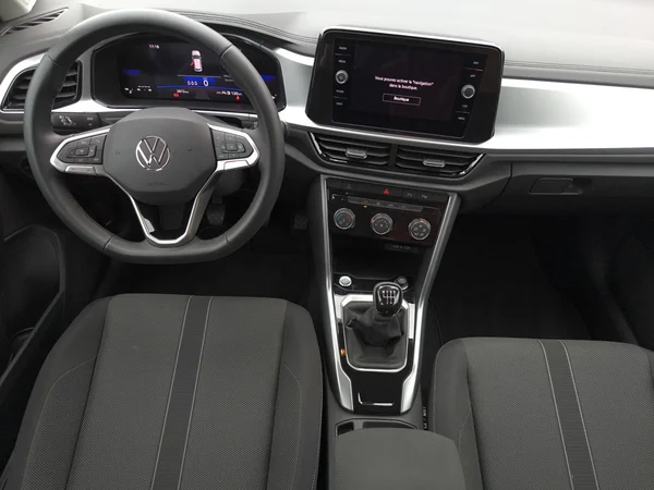 VOLKSWAGEN T-Roc (2025) — foto 3 van 24