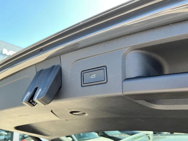 VOLKSWAGEN Touran Dsl (2022) — foto 21 van 22