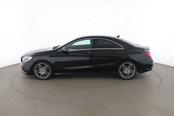 Mercedes-Benz CLA-Klasse (2019) — foto 9 van 16