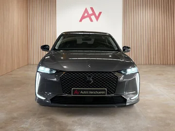 DS-Automobiles DS4 f07b8cc8-42e9-4b07-8749-dff6fdb72d3f