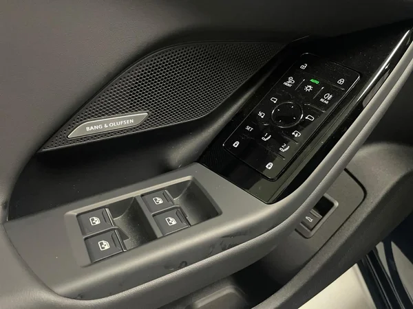AUDI A6 Avant e-tron (2025) — foto 3 van 16